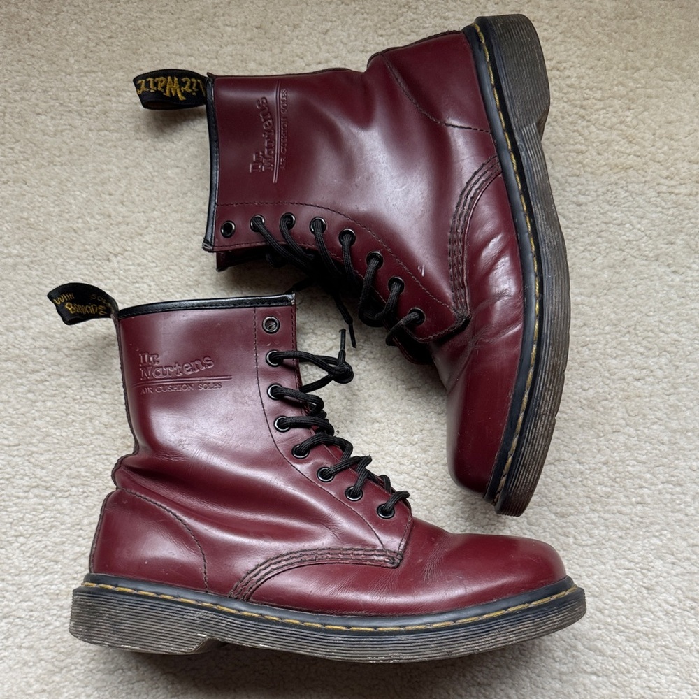Dr. Martens Women’s 1460 Smooth Leather Lace Up Boots